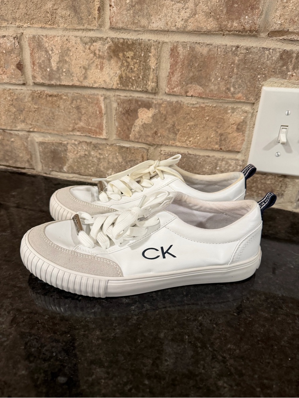 Calvin Klein Men’s White and Cream Low-Top Sneakers
